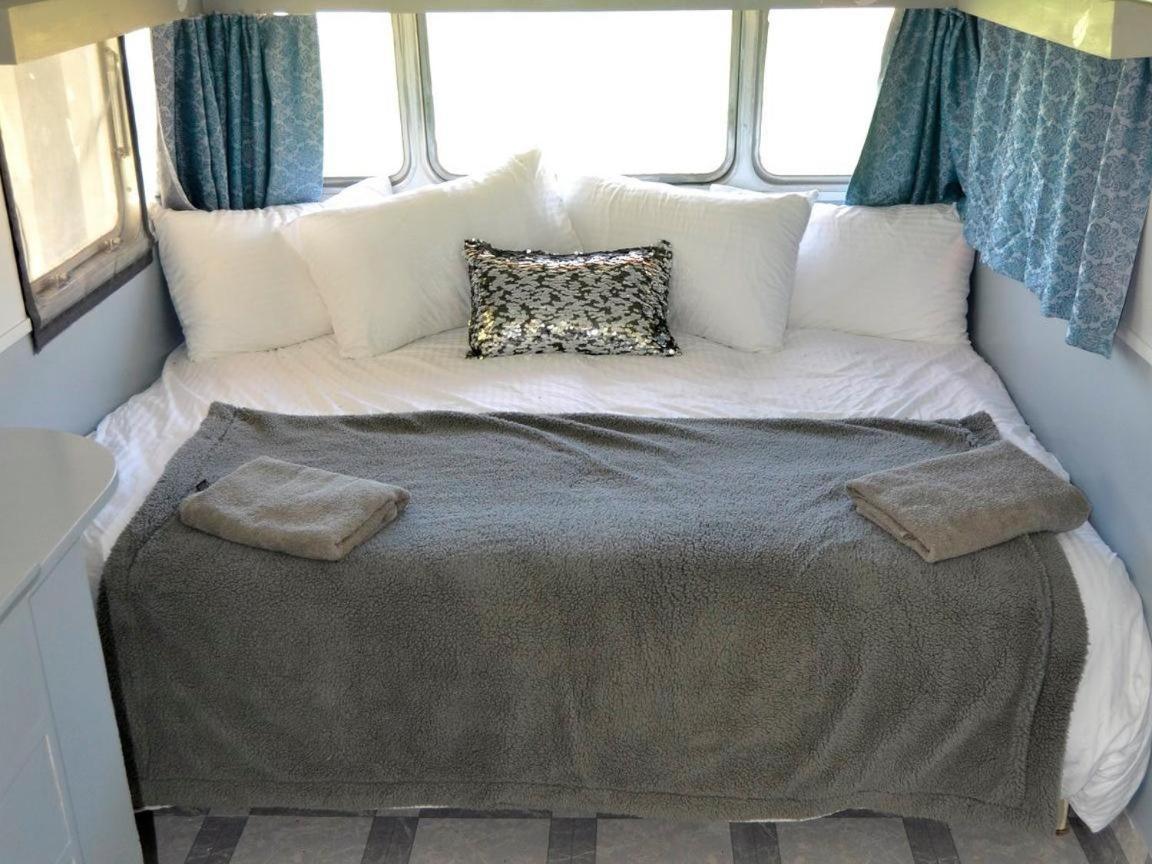 Excelsior Airstream Glamping Porterville